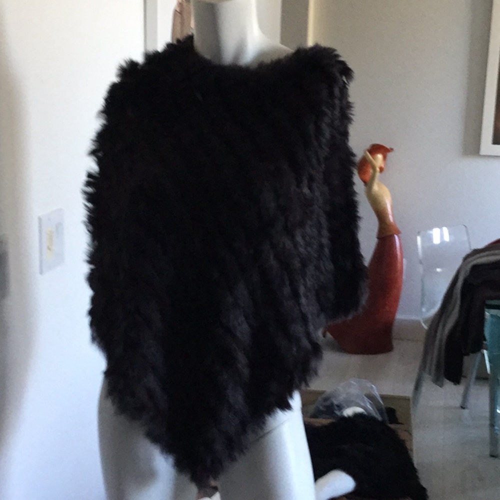 Racoon  Fur knit poncho black